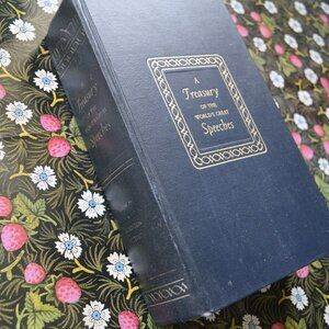 A Treasury of the World's Great Speeches Vintage hardcover